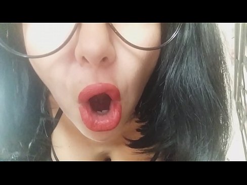 ❤️ ハニー、義理の母が今日は学校に行かせてくれないの...。って、そんなことあるわけないだろ...。 ❤❌ 上質なセックス ❌️❤